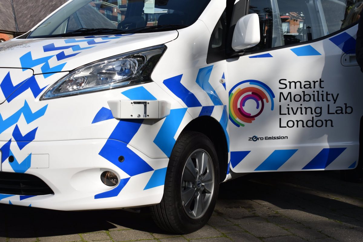 UK increases driverless vehicle testing capability with new centres in London and Oxford