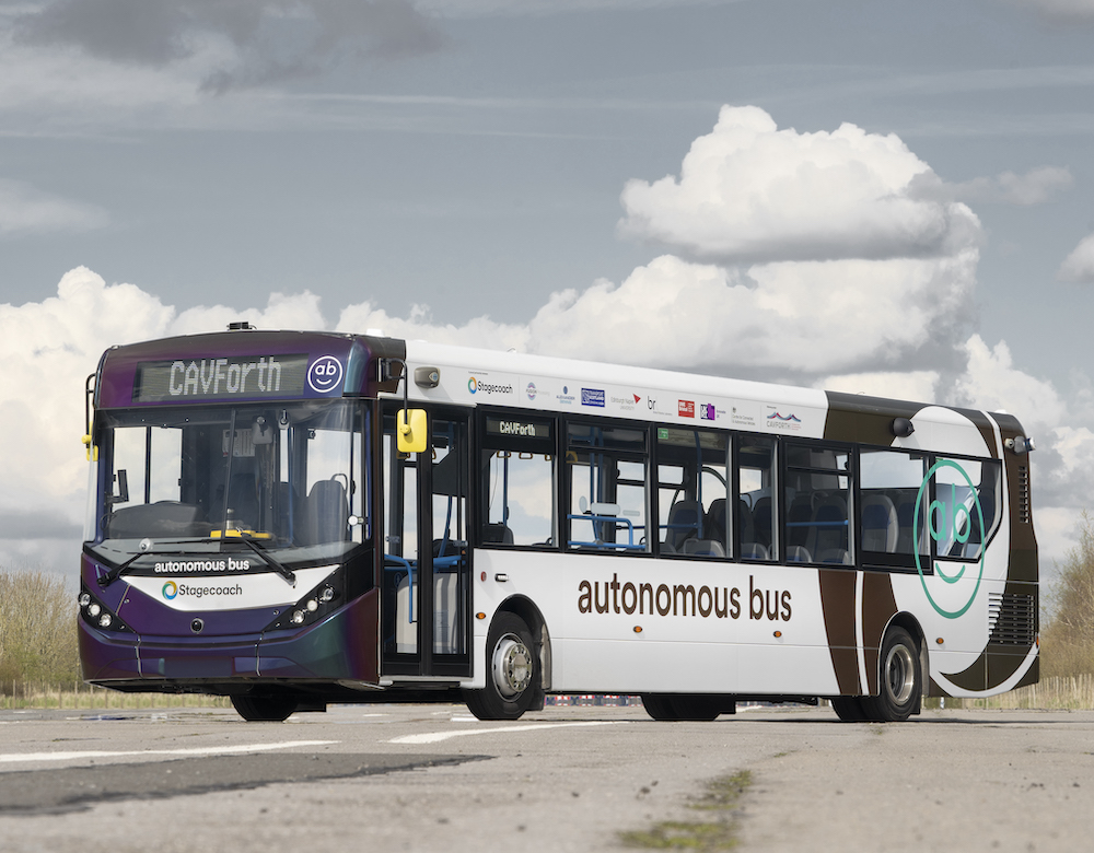 UK self-driving success as CAVForth bus project conducts first public road test￼
