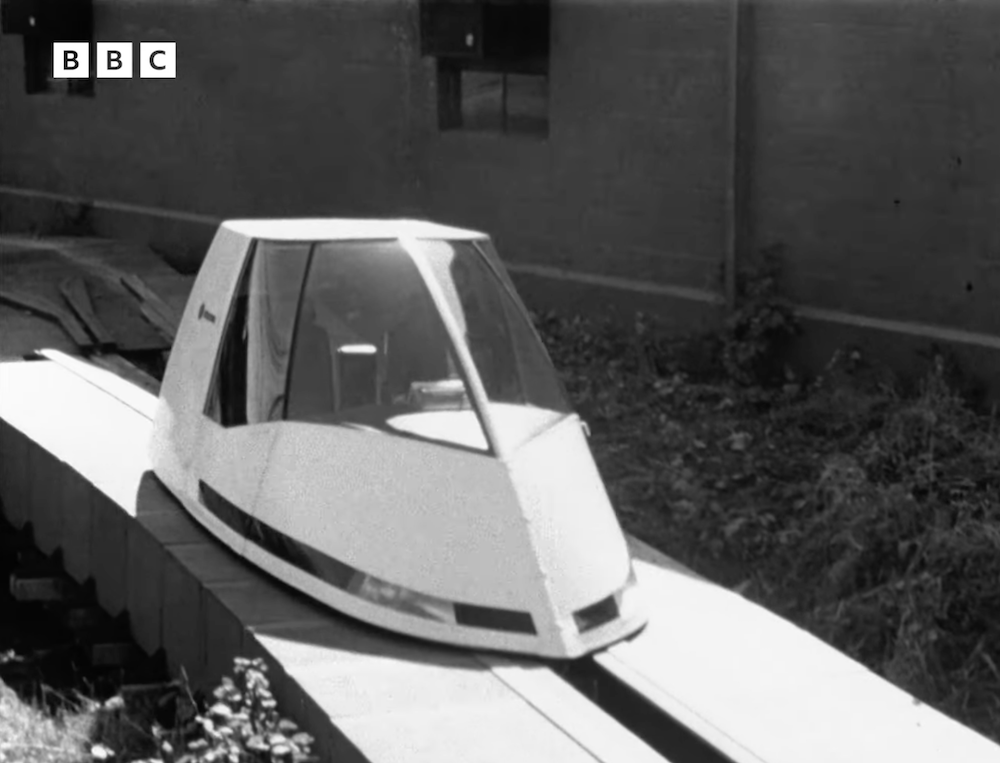 Self-driving on track in 1967: Alden staRRcar  