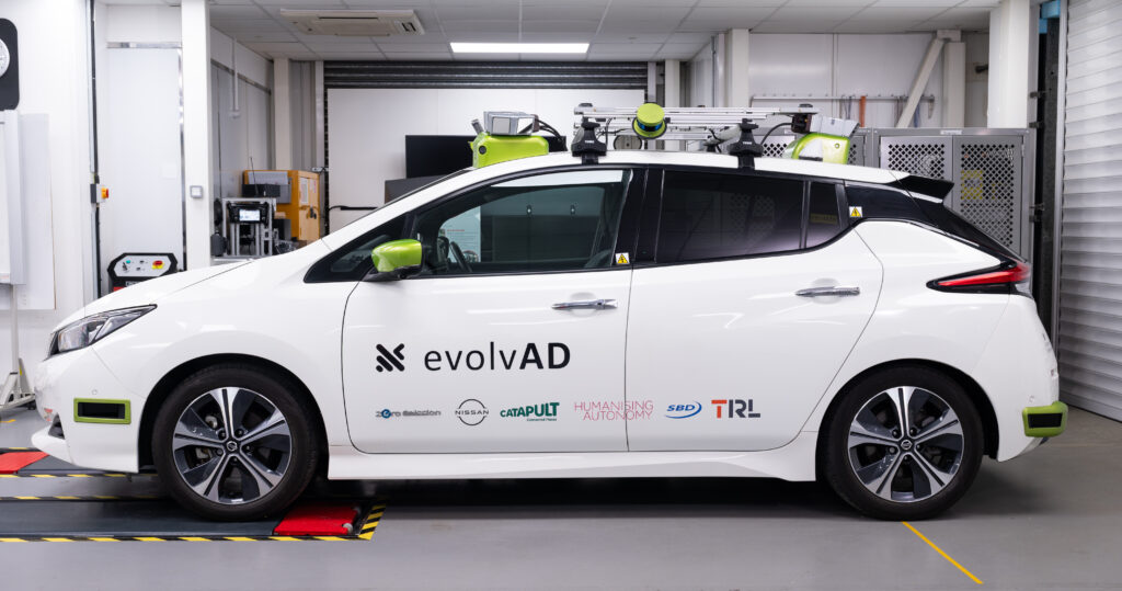 Self-driving Nissan evolvAD test car, side view