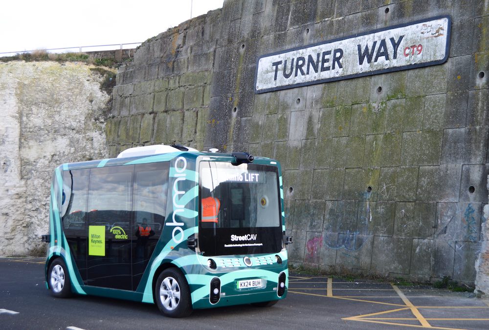 Ohmio Lift shuttle gives public self-driving rides at Turner Contemporary in Margate